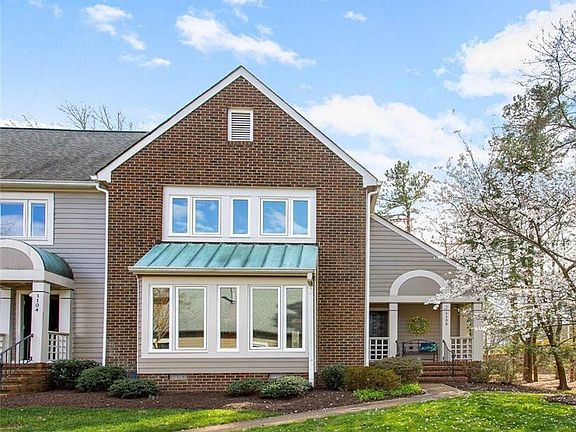 2nd image of 1106 Lakeland Cir