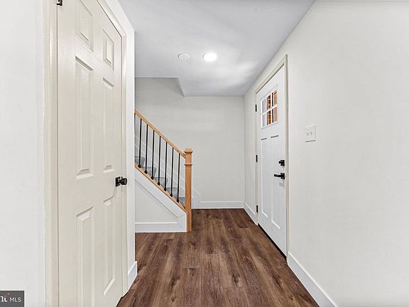 5th image of 1308 Lincoln Woods Dr