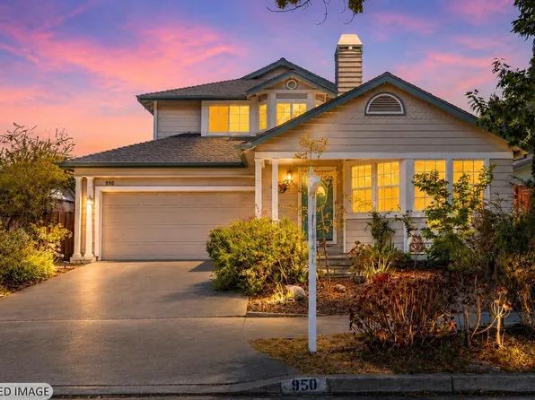 950 Wright Street, Santa Rosa, CA 95404