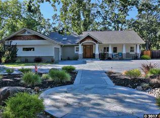 70 Bolla Ave, Alamo, CA 94507