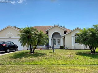 2519 SE West Blackwell Dr, Port Saint Lucie, FL 34952