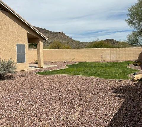 4th image of 3901 W Desert Hollow Dr