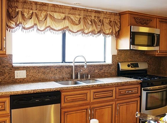 2nd image of 111 N Everett St APT 208