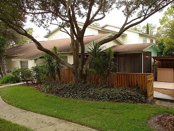 2nd image of 14707 Lake Forest Dr