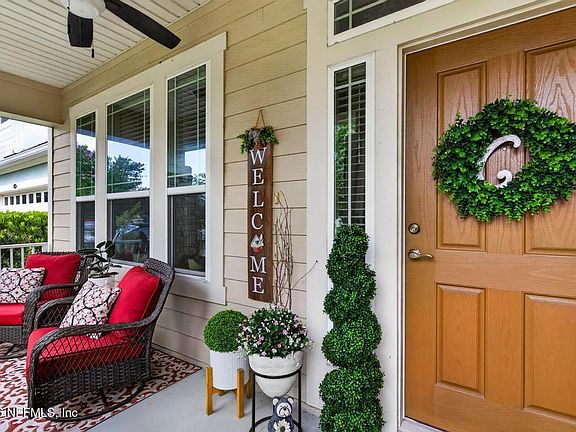 3rd image of 14750 GARDEN GATE Drive