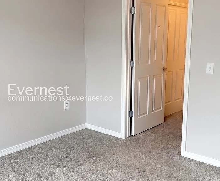 2133 Krisron Rd #E-105 — Photo 21