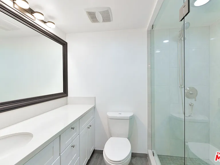 4265 Marina City Dr #415 — Photo 15