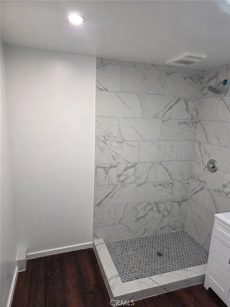 1 bed, 800 sqft, $1,500 — Photo 3