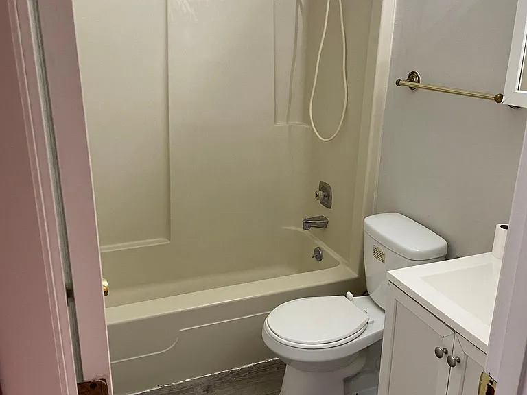 1410 Forest Ln — Photo 10