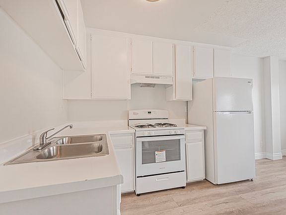 5th image of 716 McDonald Ave #217