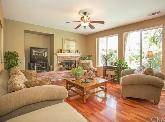 3rd image of 39760 Primrose Cir
