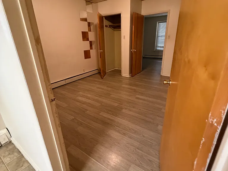 1030 Spring Garden St #1 — Photo 2