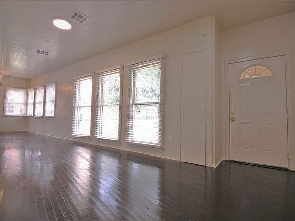 5th image of 500 Boyett St