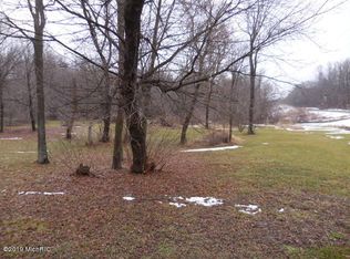 9092 N Riverview Dr, Kalamazoo, MI 49004