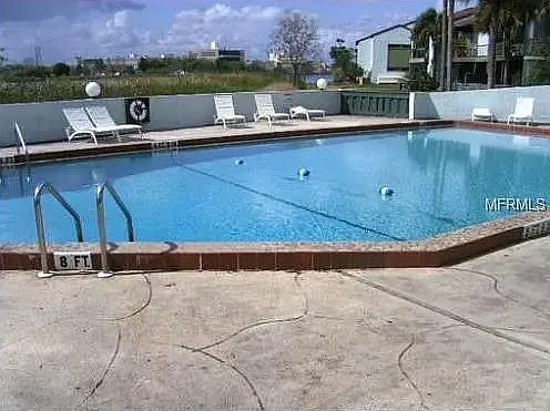 2 bed, 867 sqft, $1,345 — Photo 2