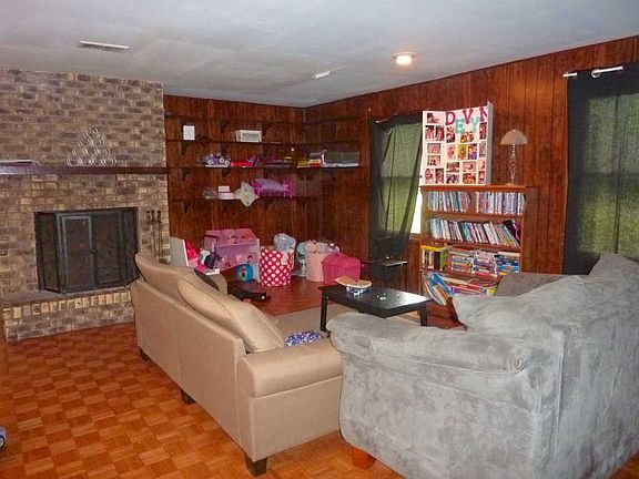 5th image of 476 E Merriwood Ln