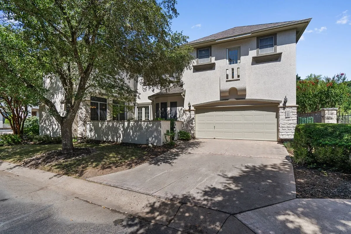 Building Photo - 3906 Gaines Ct