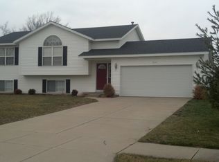 7516 Russell Dr, Hudsonville, MI 49426