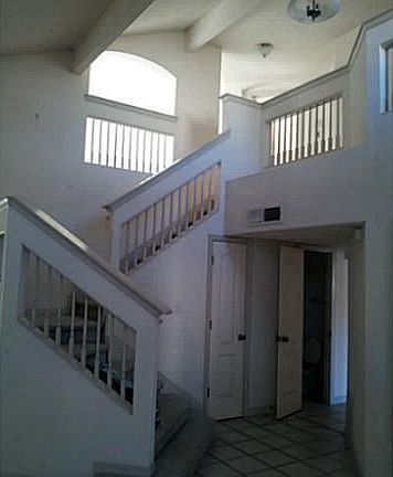 4th image of 1626 Villa Del Sol
