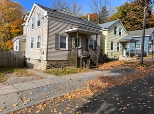 8 Moore St, Oswego, NY 13126