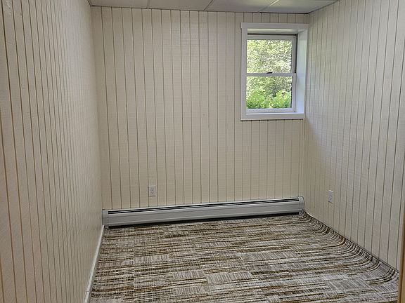4th image of 47 Richardson Rd #C
