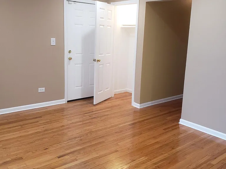1017 S 13th Ave #4BDR — Photo 4