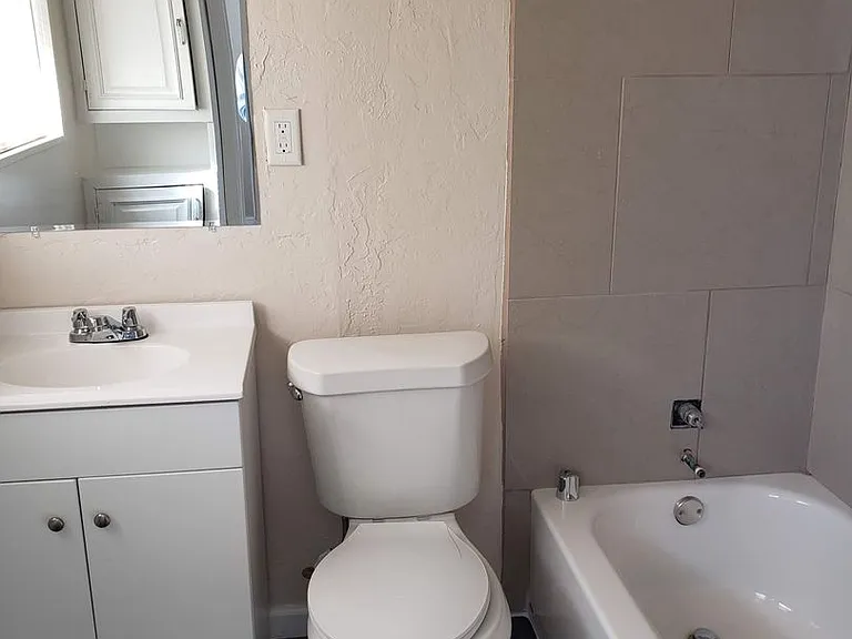 2924 Beechwood St — Photo 13
