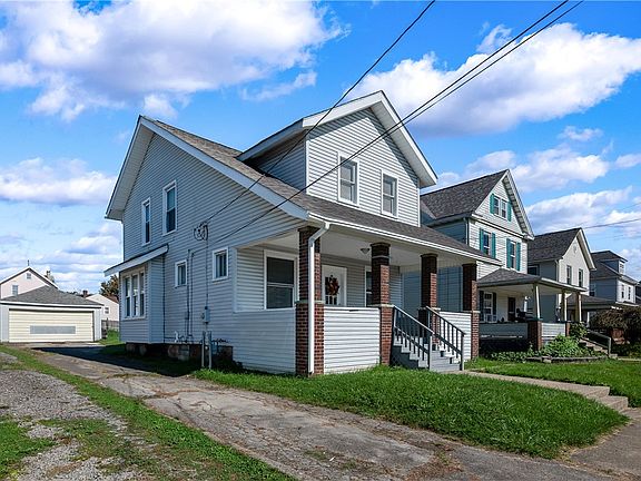 2nd image of 1015 Adams St