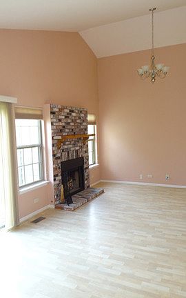 3rd image of 375 W Hamilton Ln