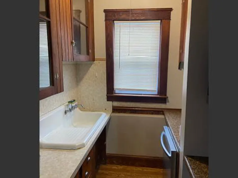19 Sparrow St — Photo 6