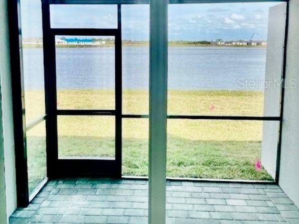 8883 Saint Kitts Cir