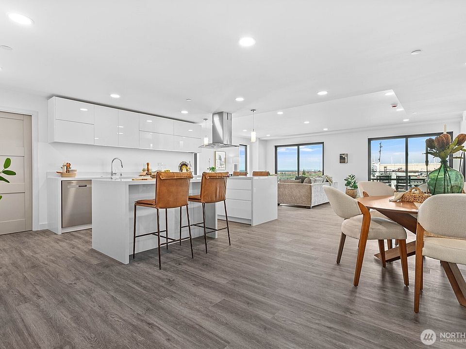 1st image of 1019 Granary Avenue #201