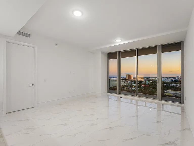 220 Lake Shore Dr #1911 — Photo 11
