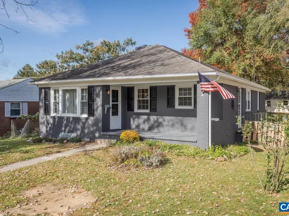 209 King Ave, Waynesboro, VA 22980