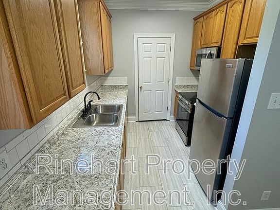 2nd image of 1668 Flintwood Dr
