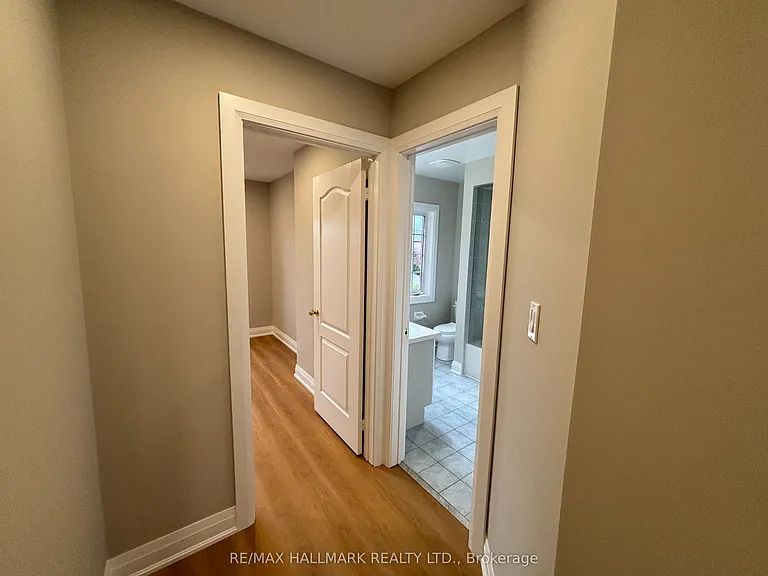 3234 Raindance Cres — Photo 25
