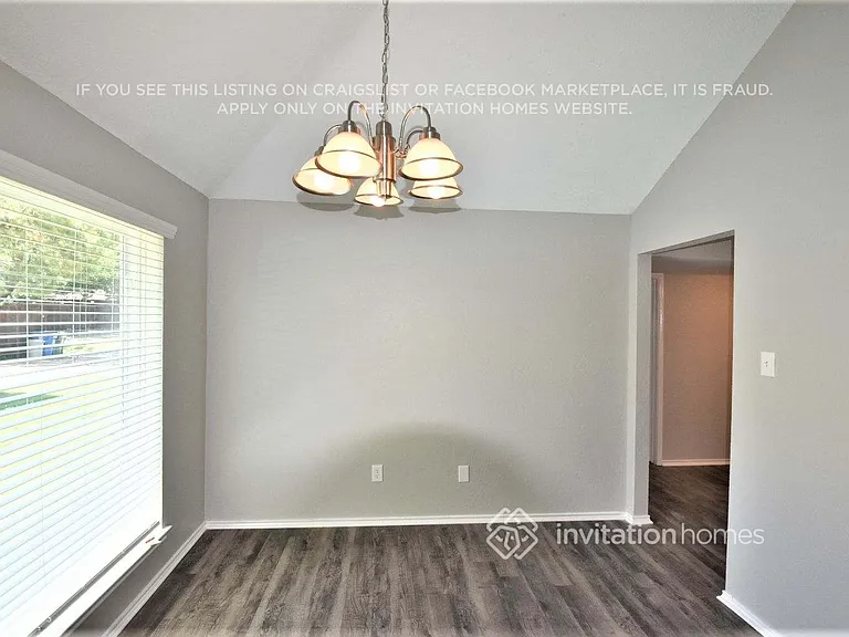 1517 Autumn Breeze Ln — Photo 7
