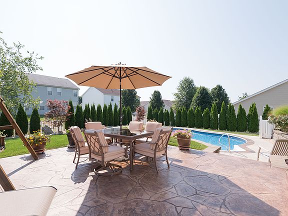 5th image of 7607 Pierside Dr