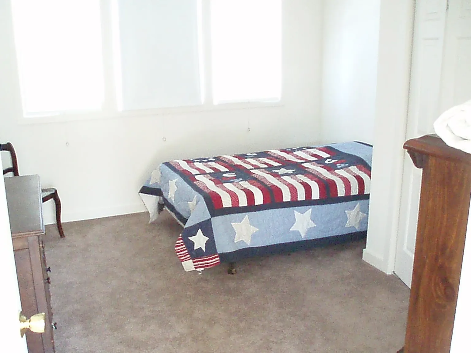 39 Amity Pl — Photo 4