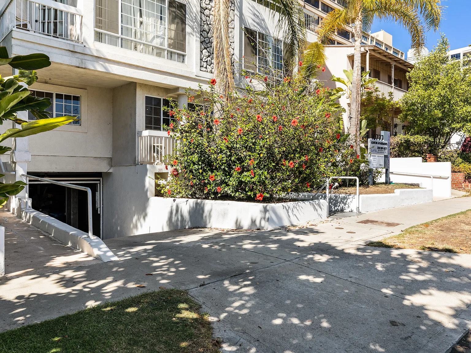 10777 Ashton — Photo 3