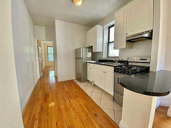 2nd image of 243 W 107th St #4W1