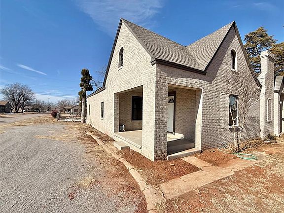 2nd image of 1501 N Lee St