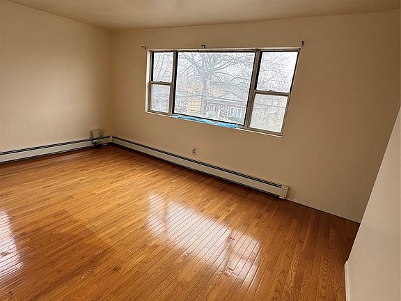 4th image of 15539 115th Drive