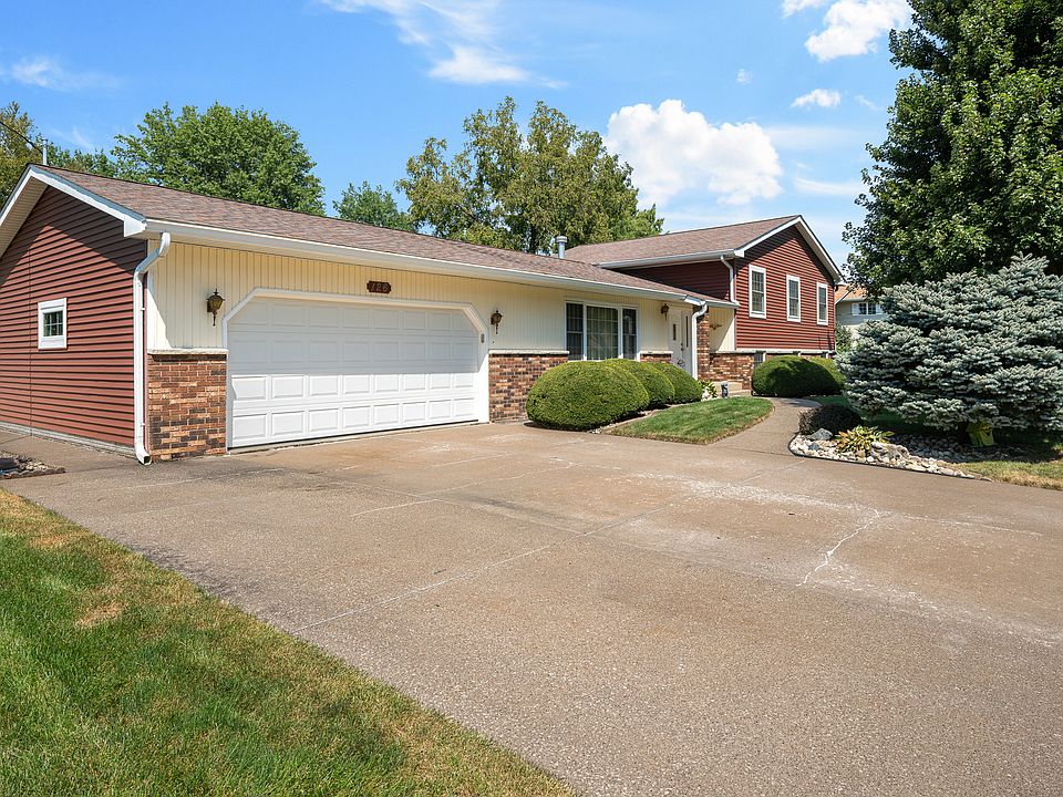 1st image of 126 W 28th Ave