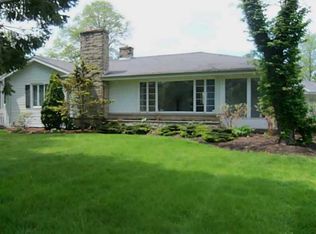 4042 N Barclay Dr, Port Clinton, OH 43452