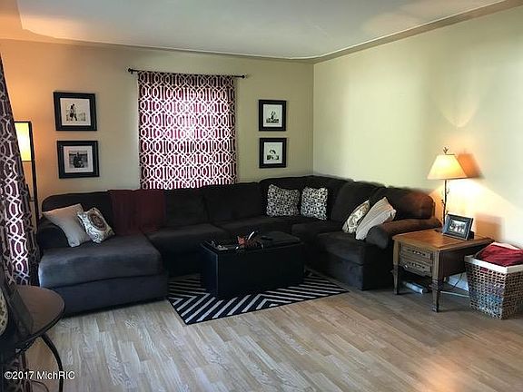 2nd image of 3374 Barrett Ave SW