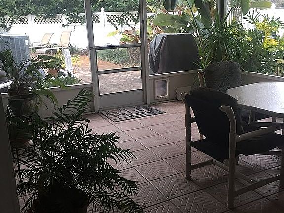 Lanai leading to pool