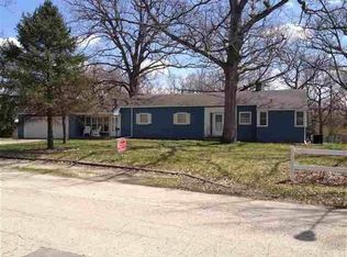 118 Hickory Dr, Columbus Junction, IA 52738