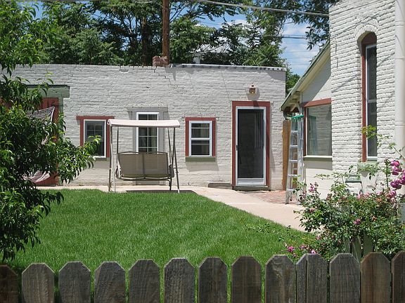 Separate Carriage House Studio Apartment
