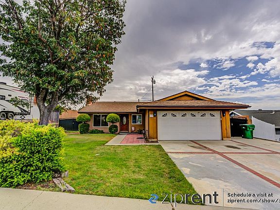 5th image of 525 San Gorgonio Dr